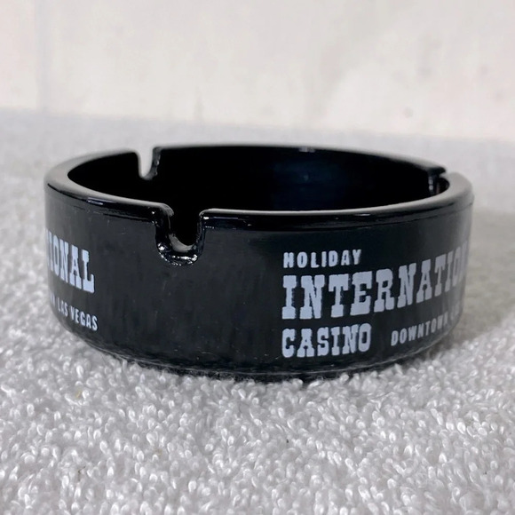 Vintage Holiday International Casino Black Glass Ashtray Trinket Dish - Picture 2 of 10